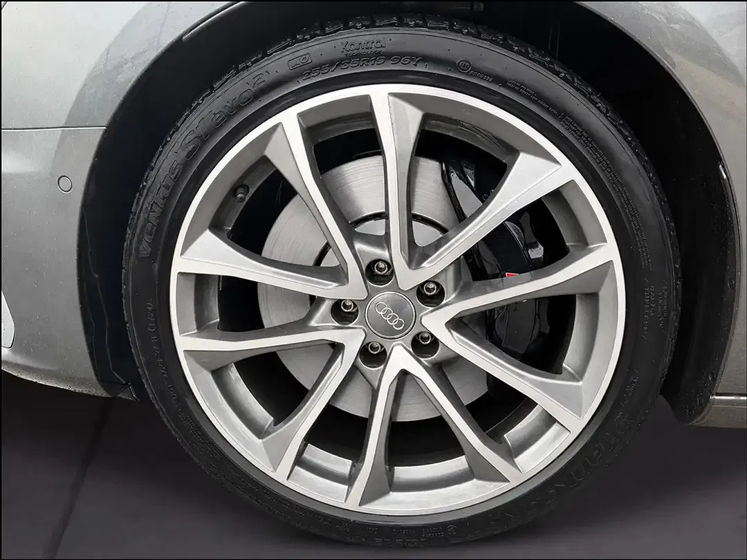 Audi S4 - Thumbnail 6