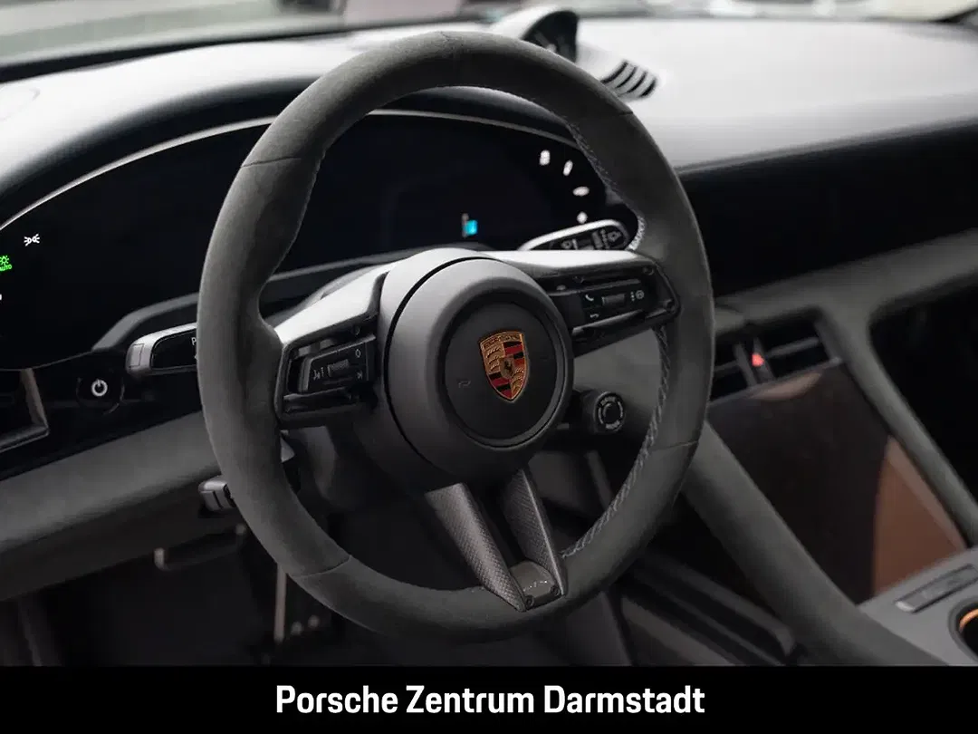 Porsche Taycan - Thumbnail 14