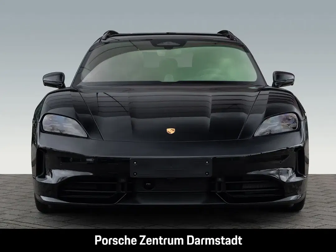 Porsche Taycan - Thumbnail 7
