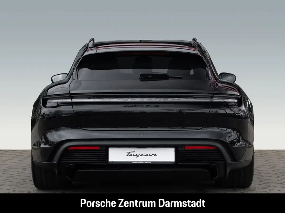Porsche Taycan - Thumbnail 8