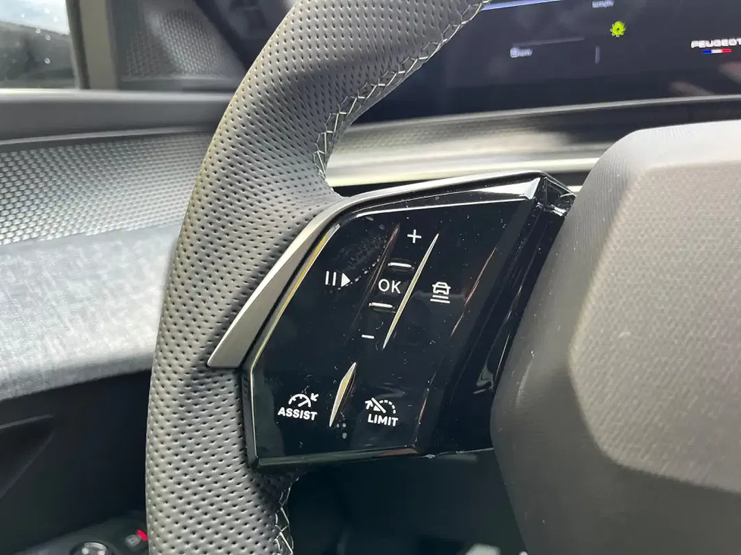 Peugeot 5008 - Thumbnail 12
