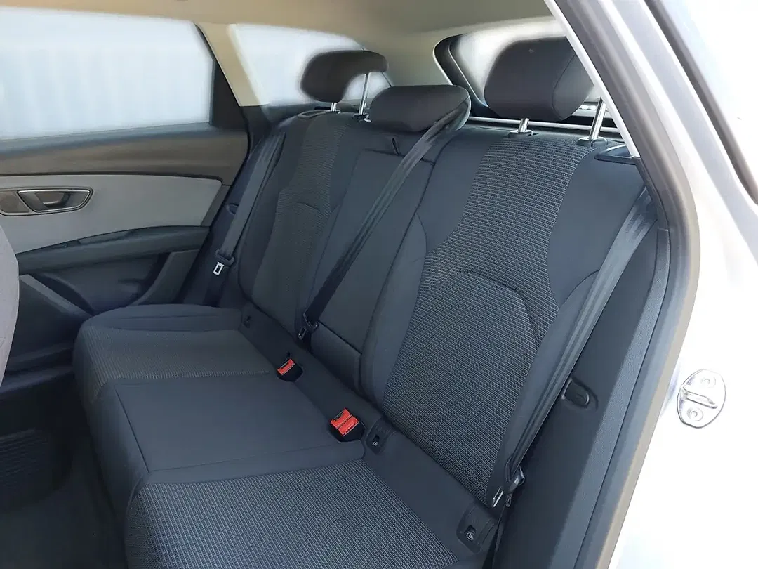 SEAT Leon - Thumbnail 10