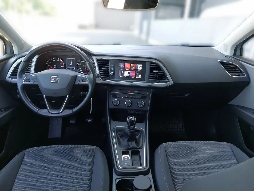 SEAT Leon - Thumbnail 4