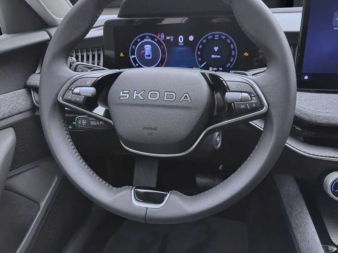 Skoda Superb - Thumbnail 13
