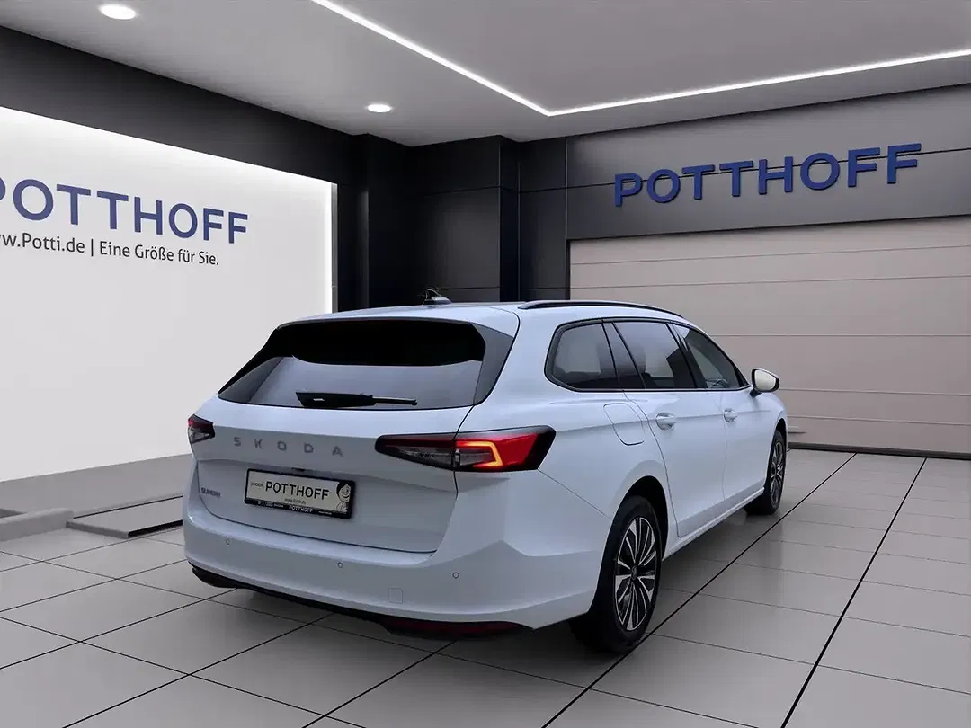 Skoda Superb - Thumbnail 6