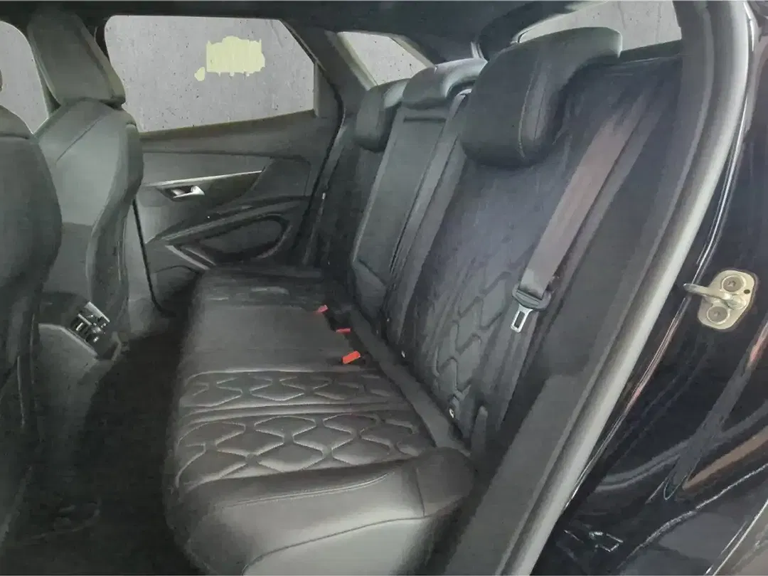 Peugeot 3008 - Thumbnail 8