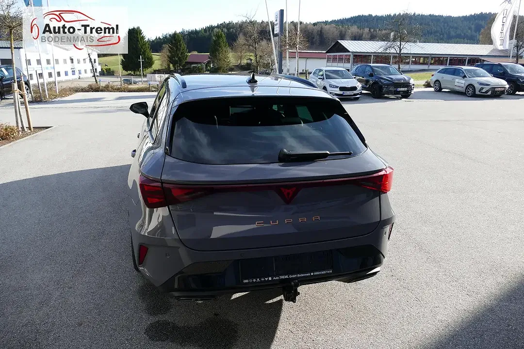 CUPRA Leon - Thumbnail 5
