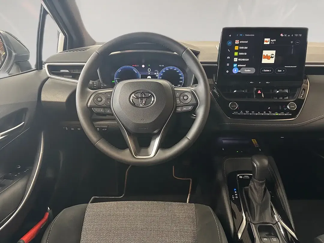 Toyota Corolla - Thumbnail 10