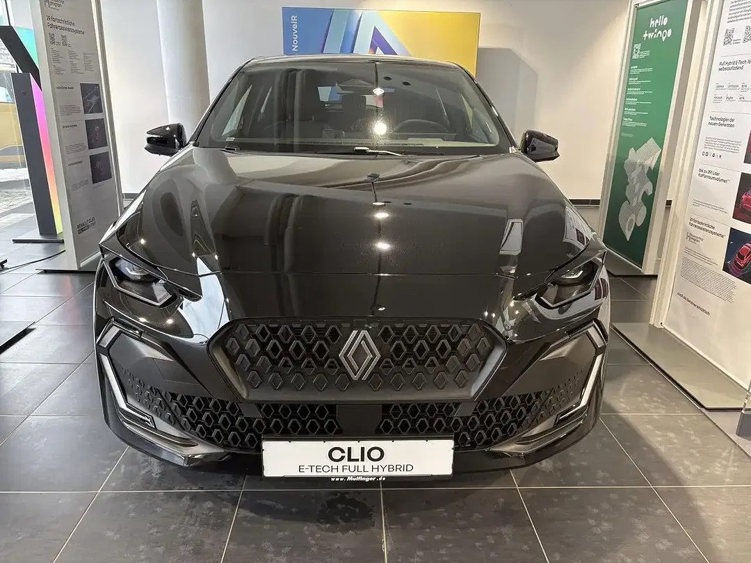 Renault Clio - Thumbnail 2