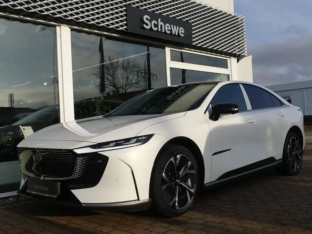 Mazda 6e - Afbeelding 1