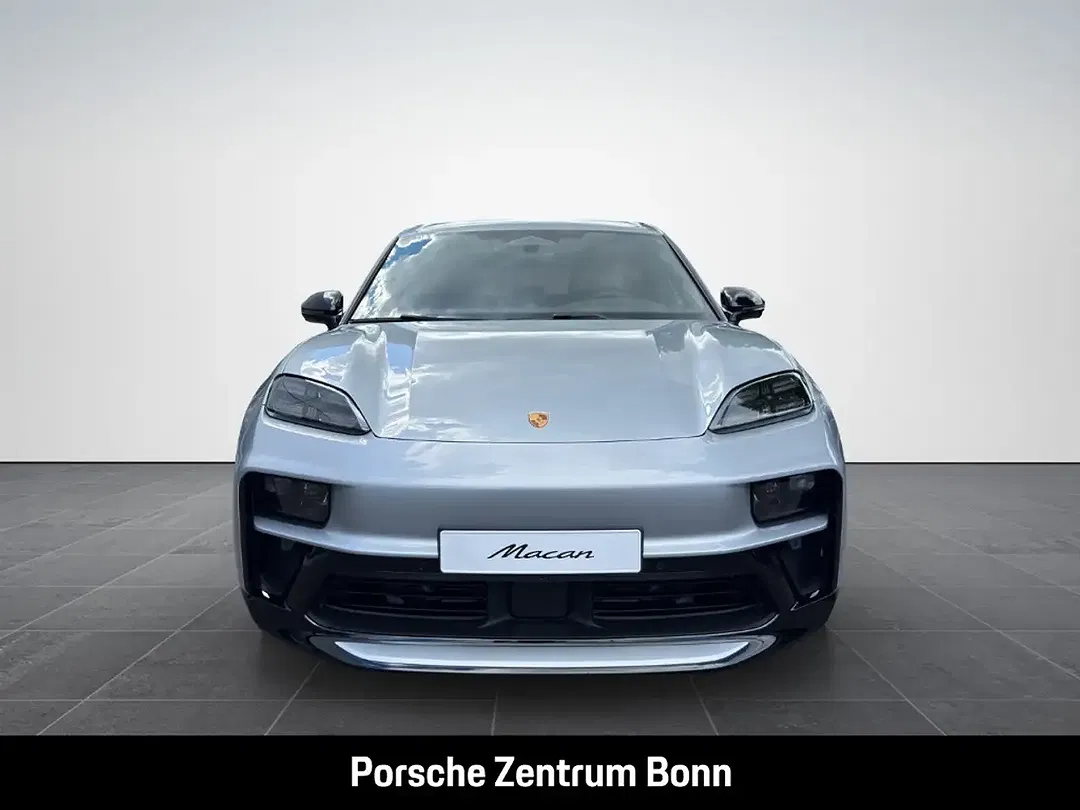 Porsche Macan - Thumbnail 2