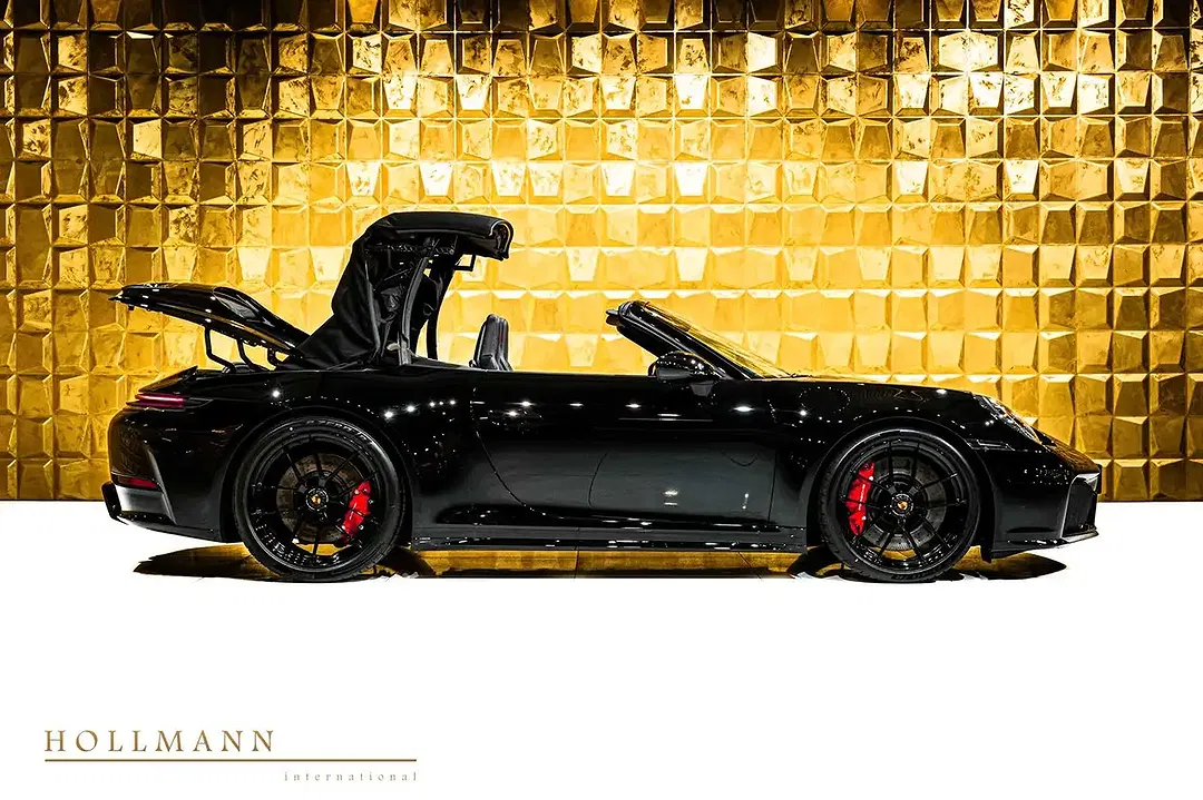 Porsche 992 - Thumbnail 10
