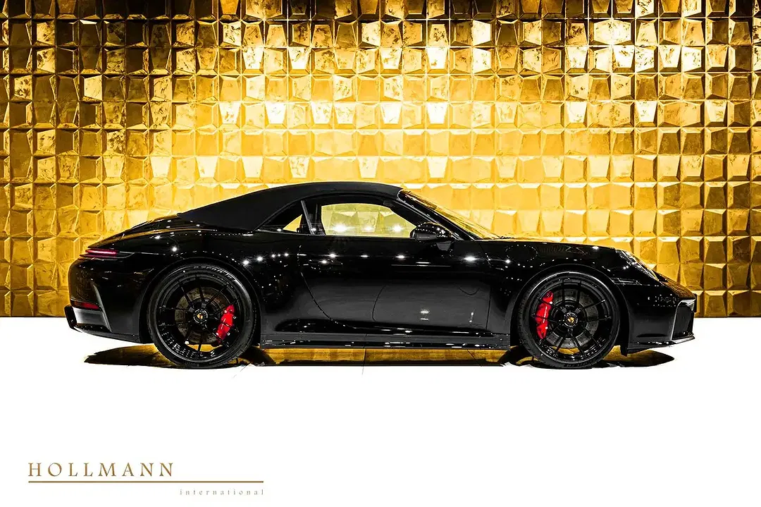Porsche 992 - Thumbnail 11
