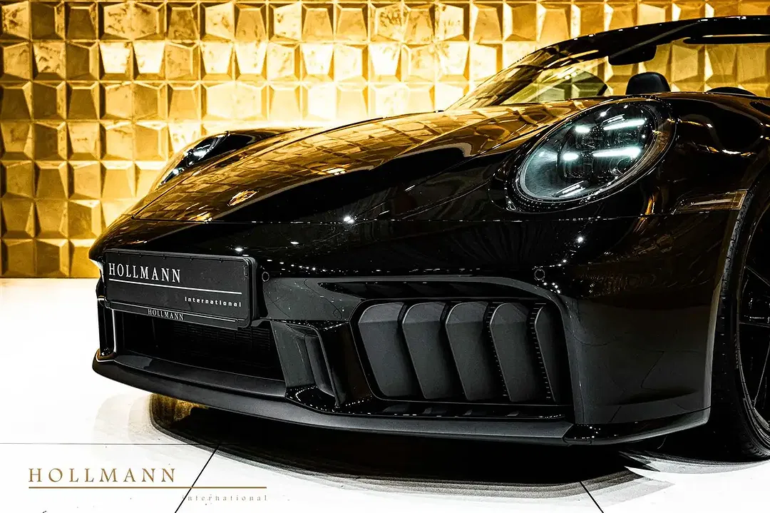 Porsche 992 - Thumbnail 6