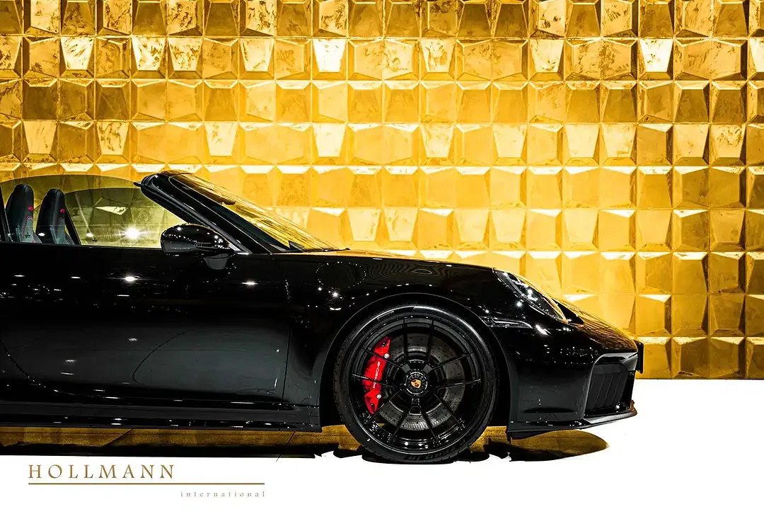 Porsche 992 - Thumbnail 7