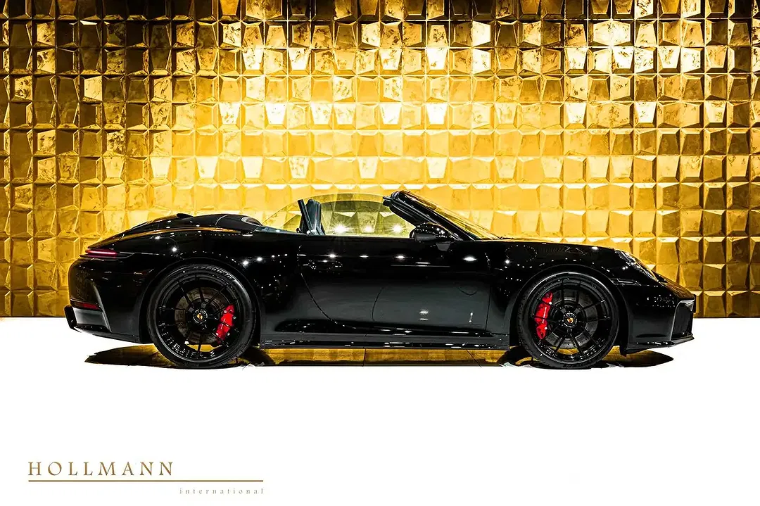 Porsche 992 - Thumbnail 9