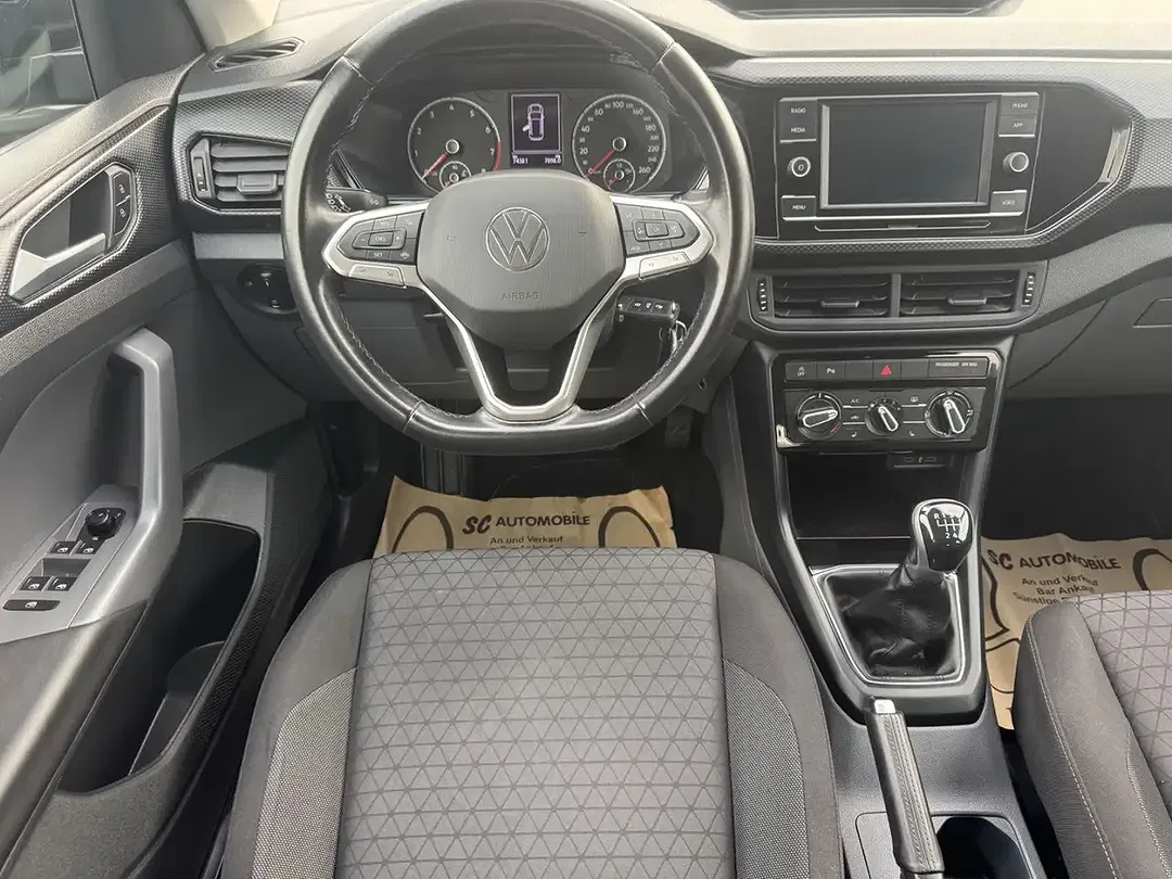 Volkswagen T-Cross - Thumbnail 10