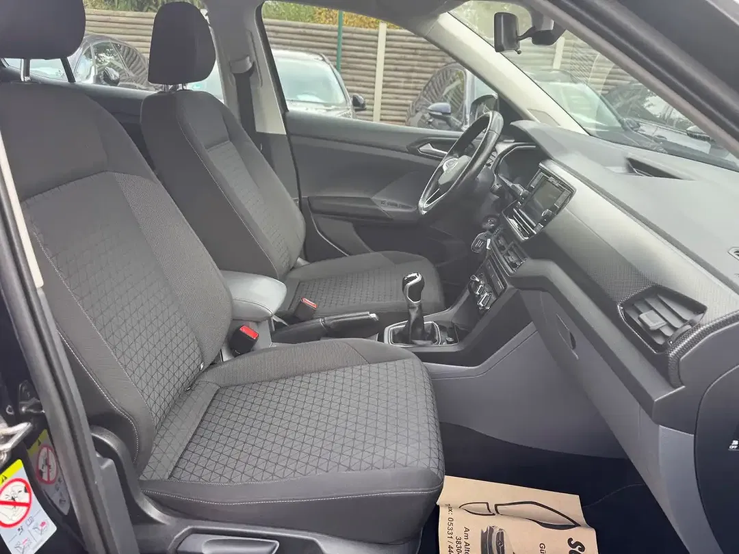 Volkswagen T-Cross - Thumbnail 13