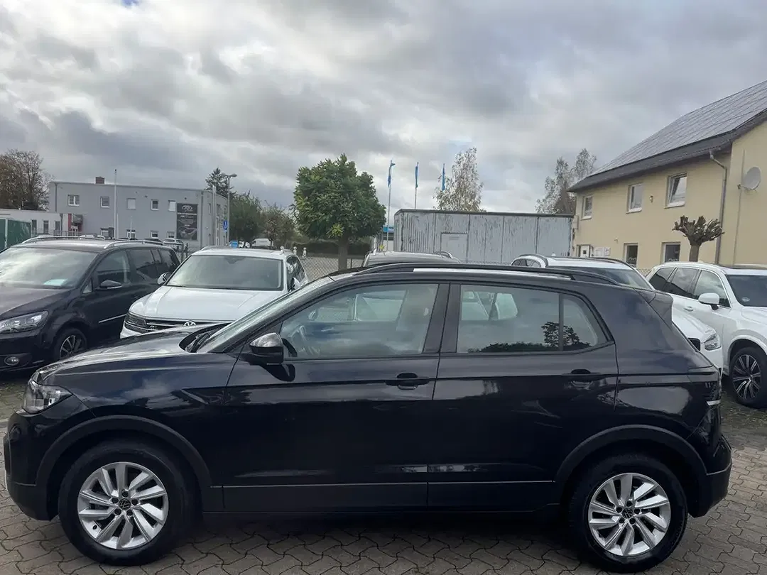 Volkswagen T-Cross - Thumbnail 8