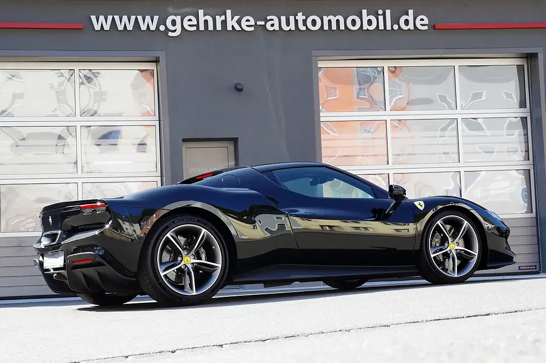 Ferrari 296 GTB - Thumbnail 26