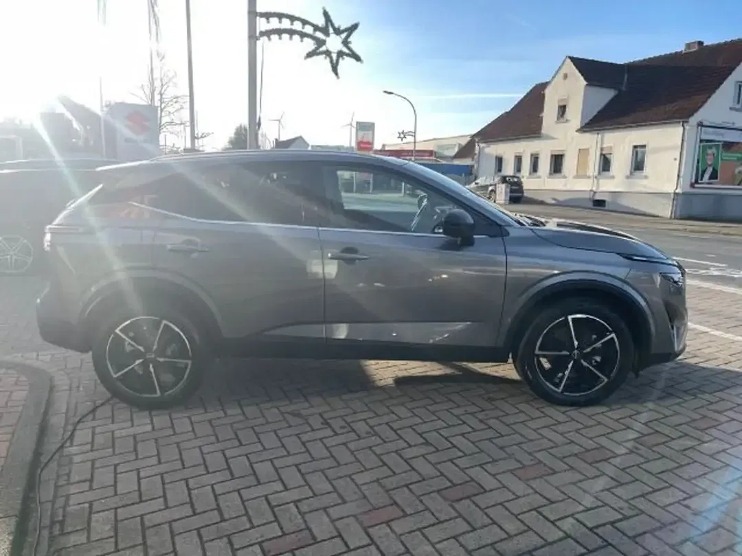 Nissan Qashqai - Thumbnail 5