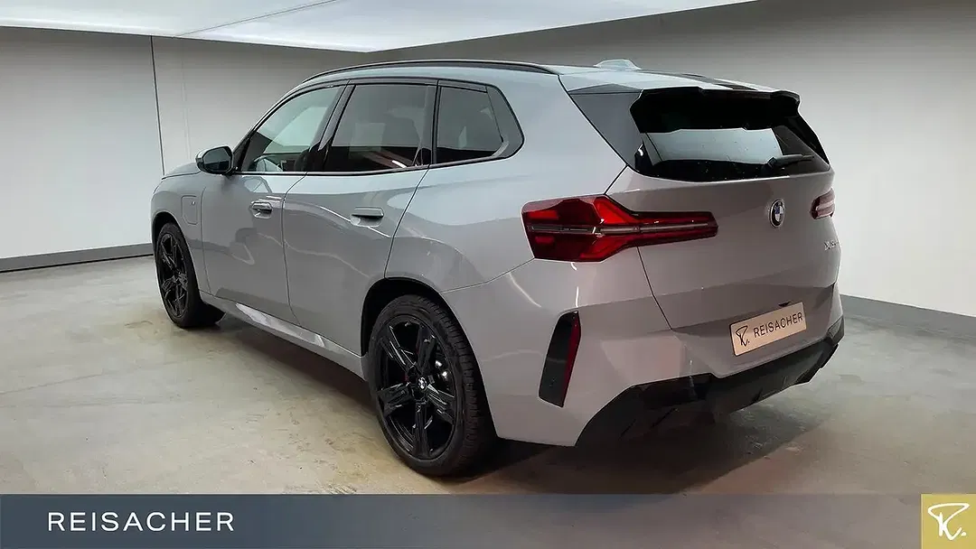 BMW X3 - Thumbnail 2
