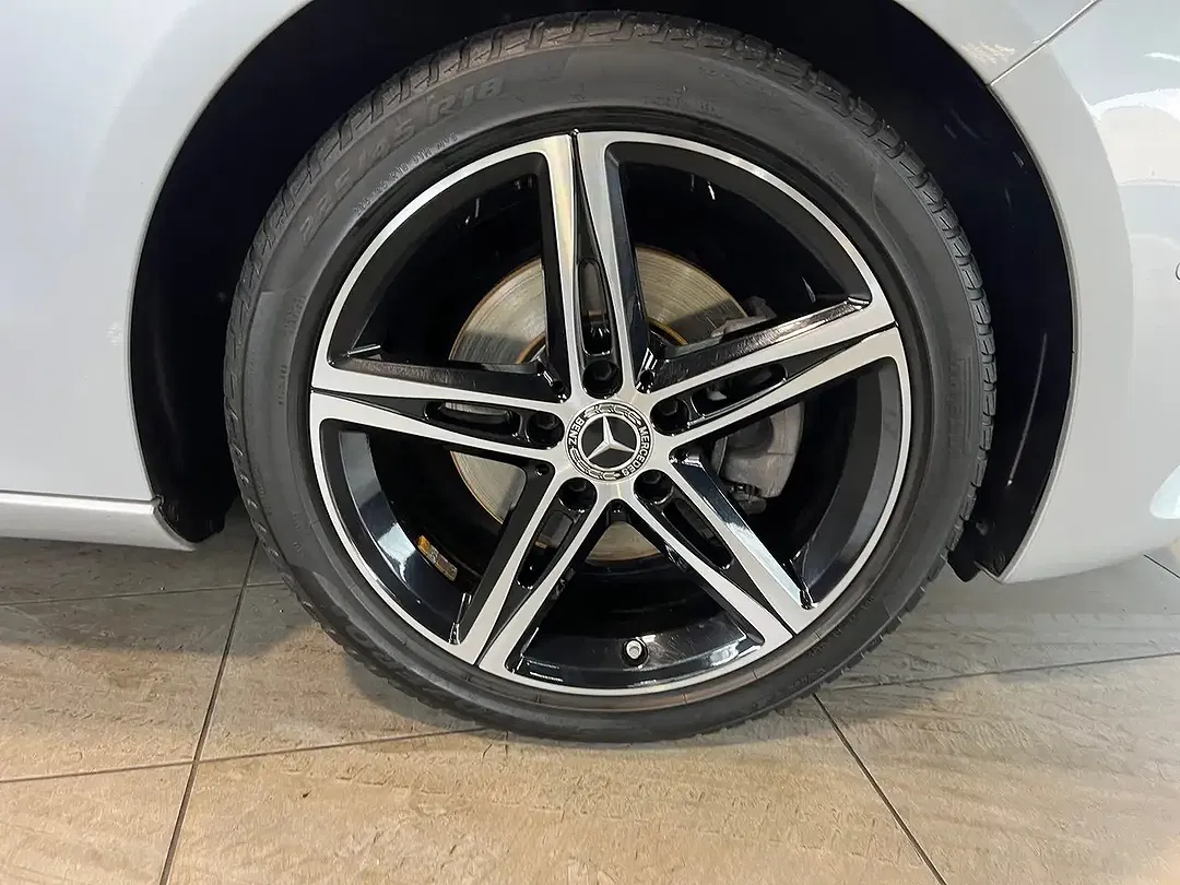 Mercedes-Benz B 200 - Thumbnail 13