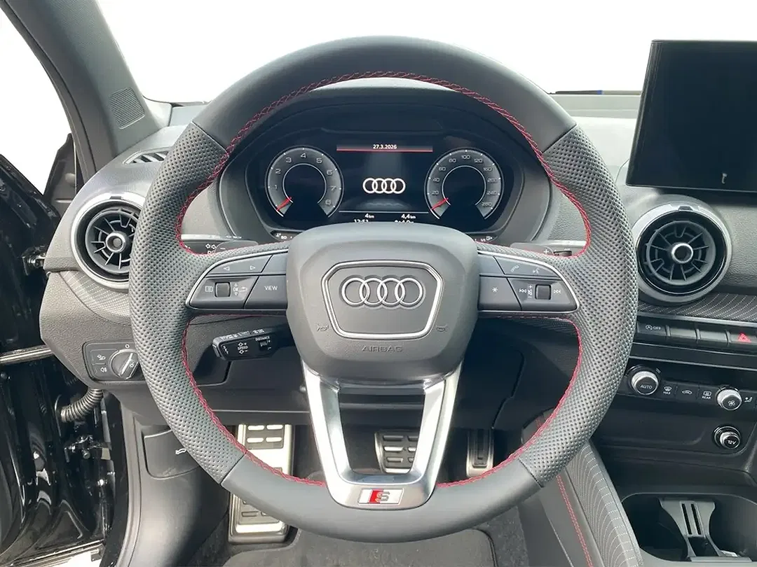 Audi Q2 - Thumbnail 12