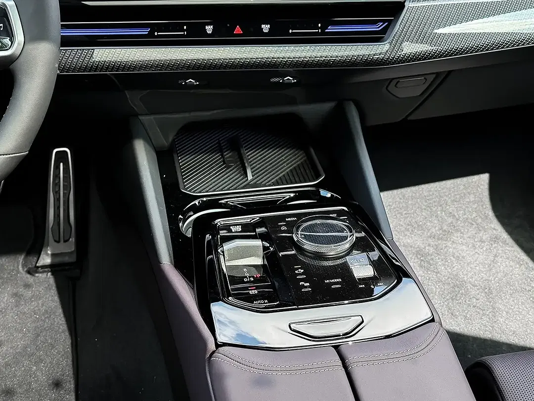 BMW 540 - Thumbnail 10