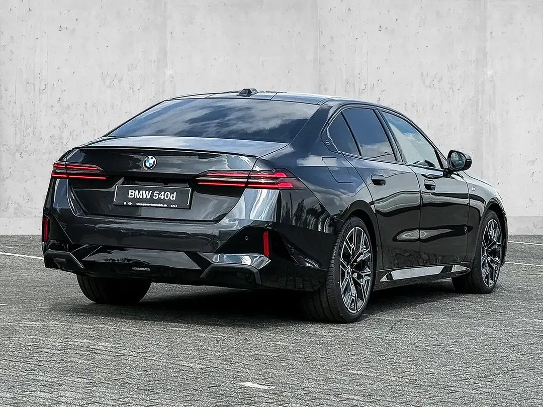 BMW 540 - Thumbnail 2