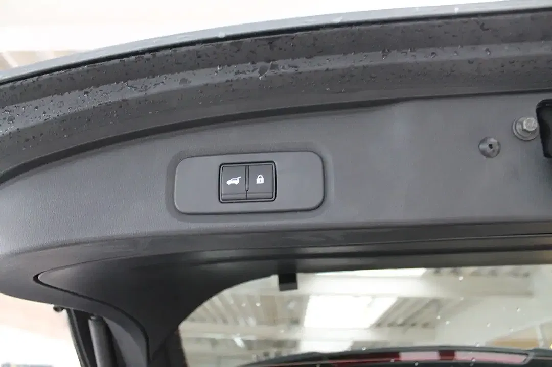 Nissan Qashqai - Thumbnail 8