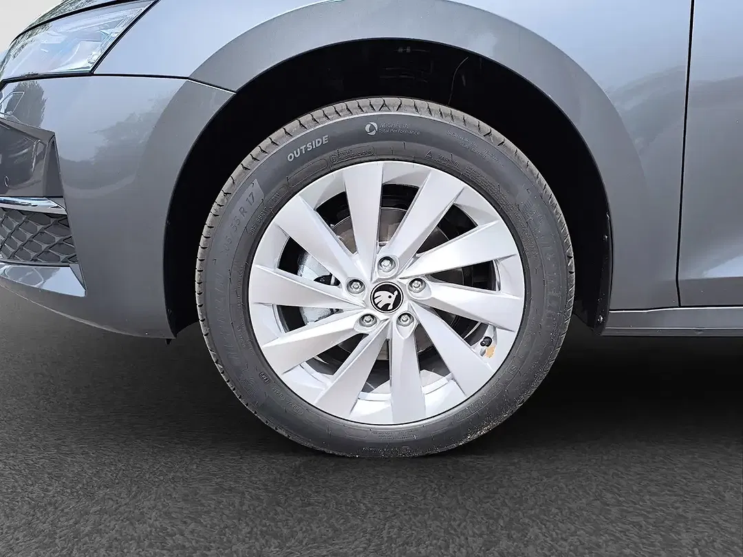Skoda Octavia - Thumbnail 12