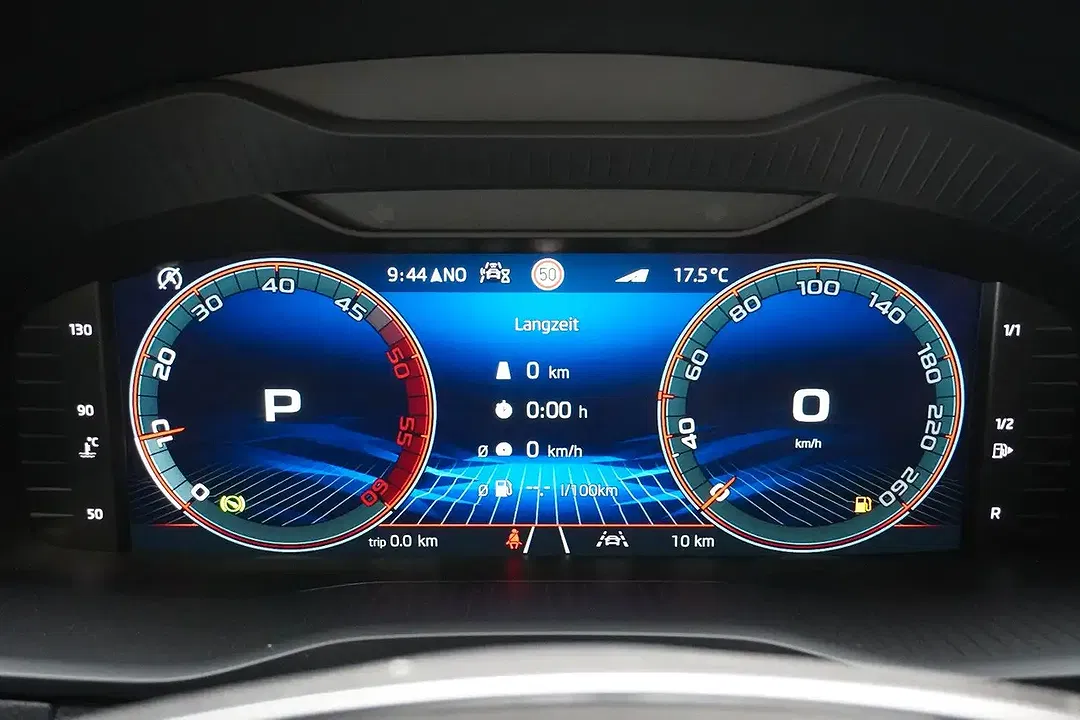 Skoda Karoq - Thumbnail 11