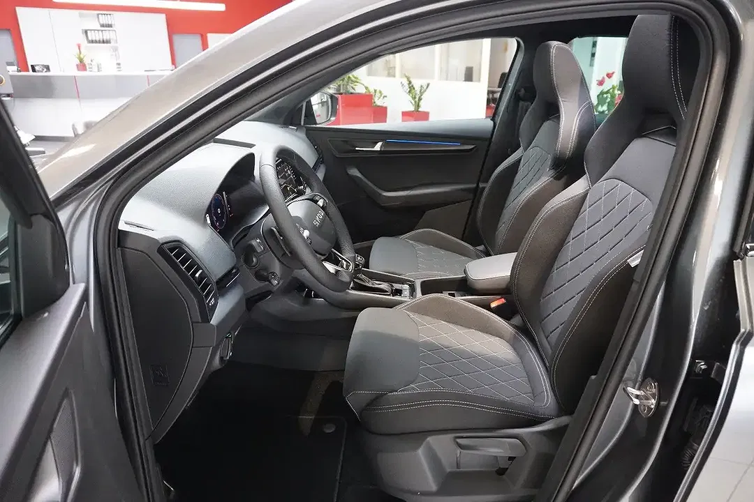 Skoda Karoq - Thumbnail 7