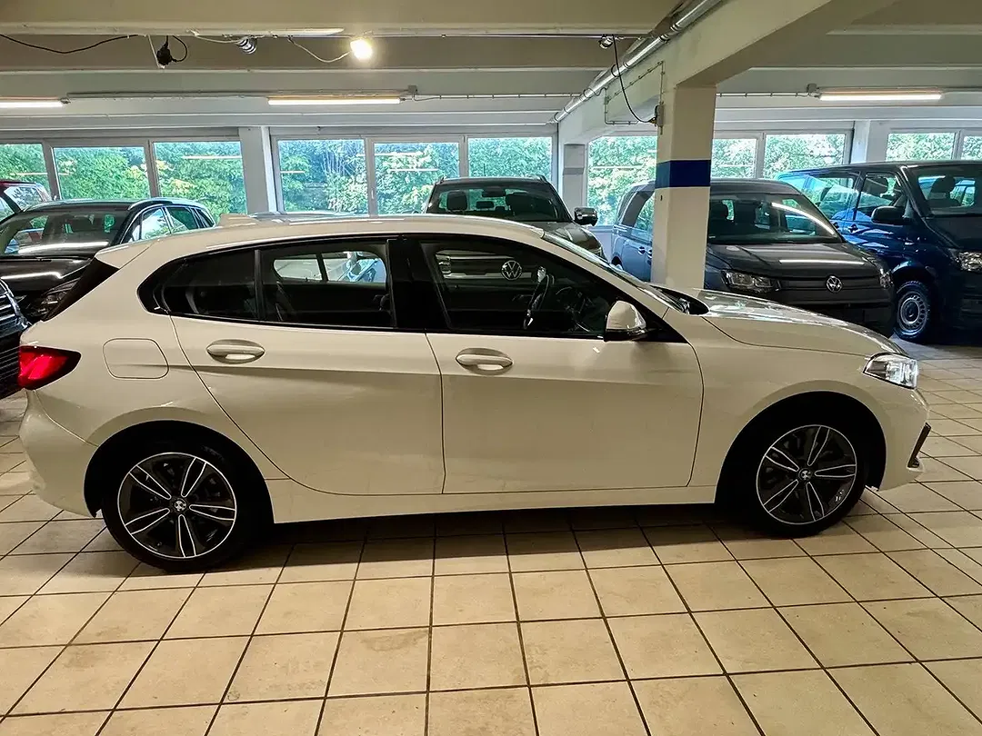 BMW 116 - Thumbnail 5