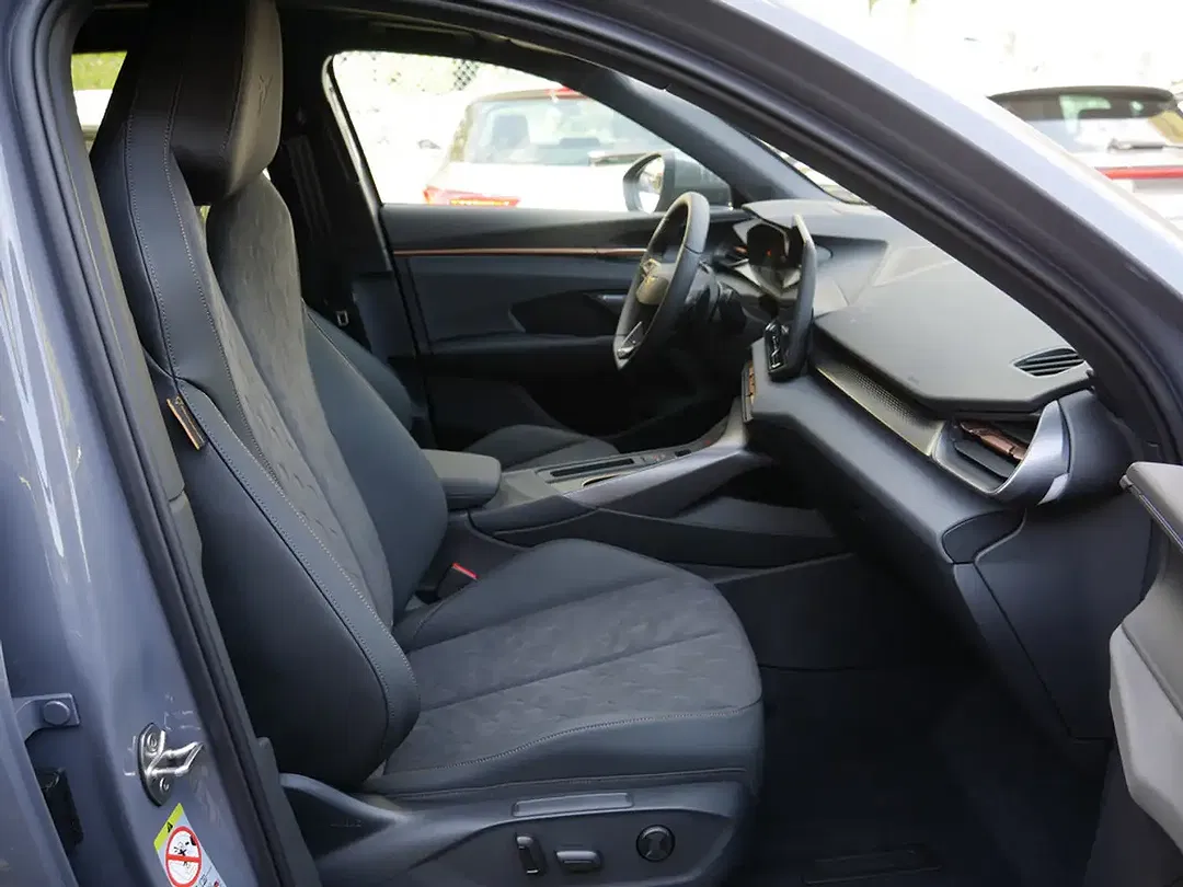 CUPRA Terramar - Thumbnail 2