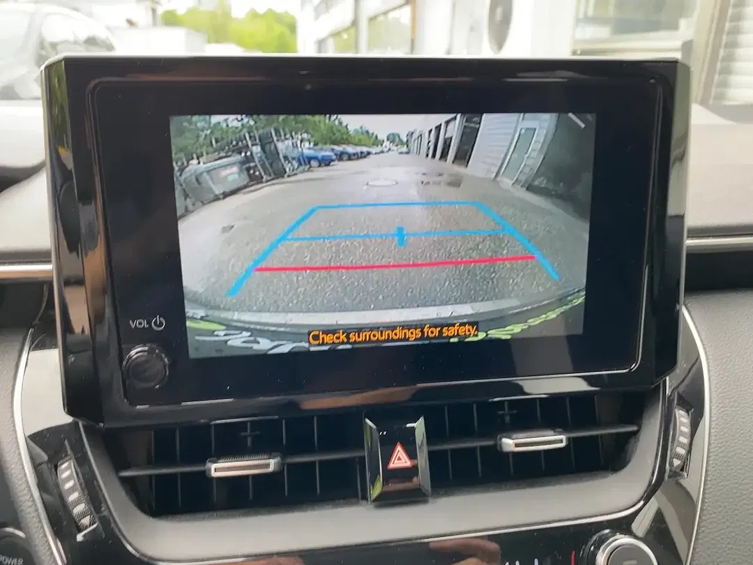 Suzuki Swace - Thumbnail 14
