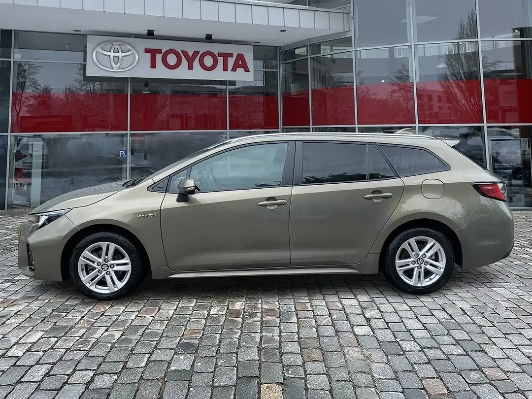 Suzuki Swace - Thumbnail 2