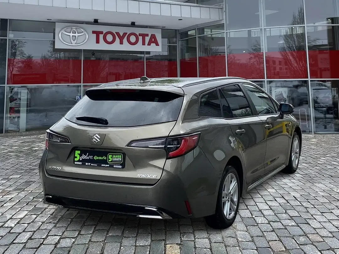Suzuki Swace - Thumbnail 5