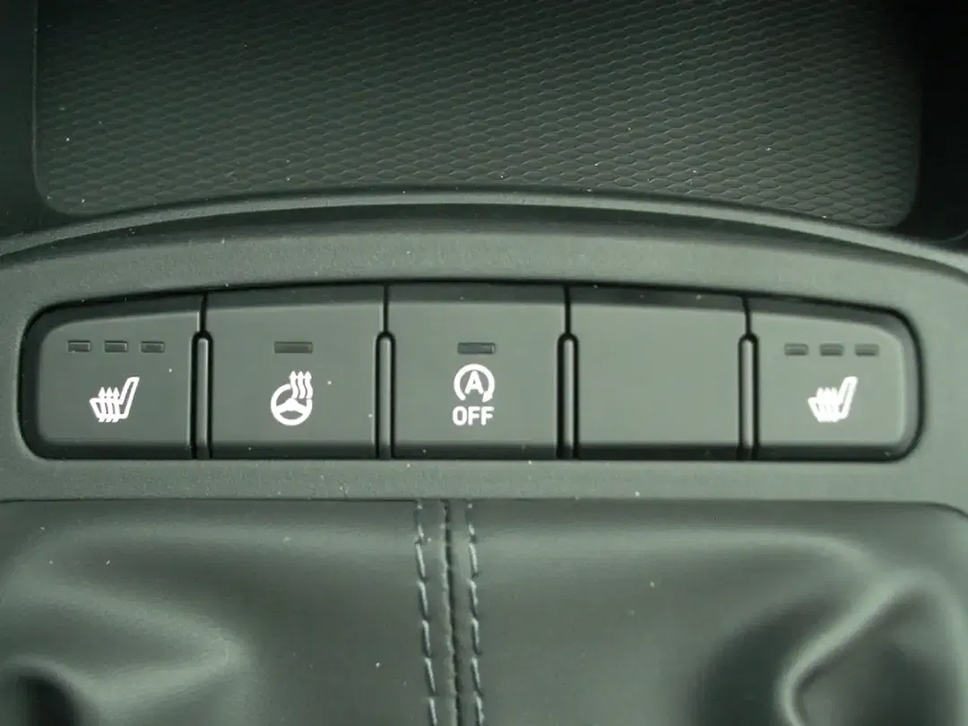 Hyundai i10 - Thumbnail 19