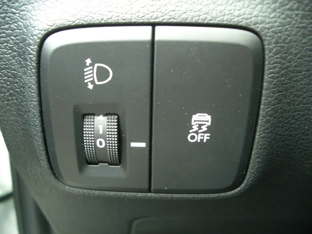 Hyundai i10 - Thumbnail 21