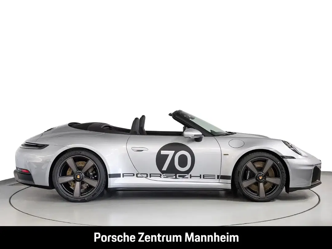 Porsche 992 - Thumbnail 11