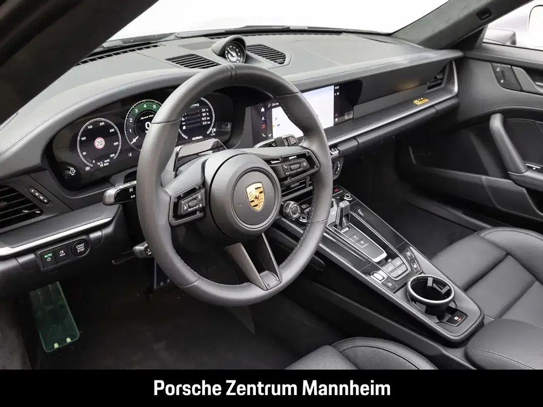 Porsche 992 - Thumbnail 4