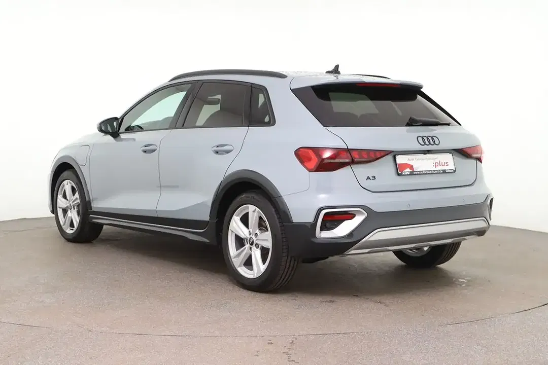 Audi A3 - Thumbnail 5