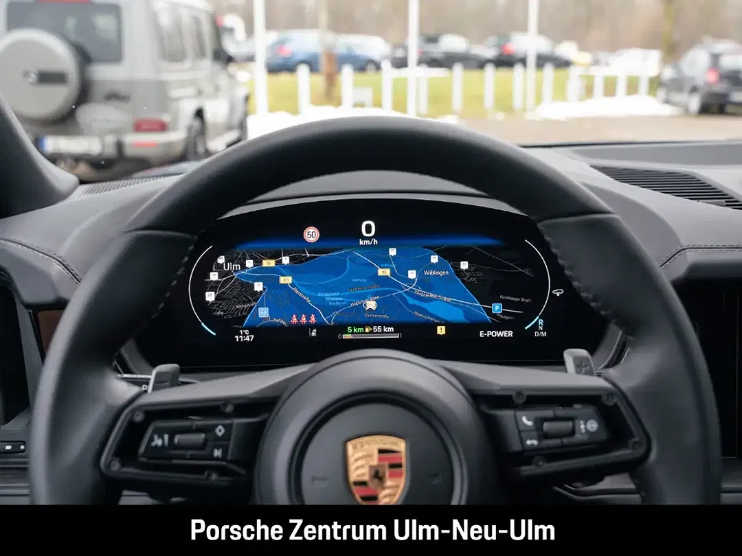 Porsche Cayenne - Thumbnail 6