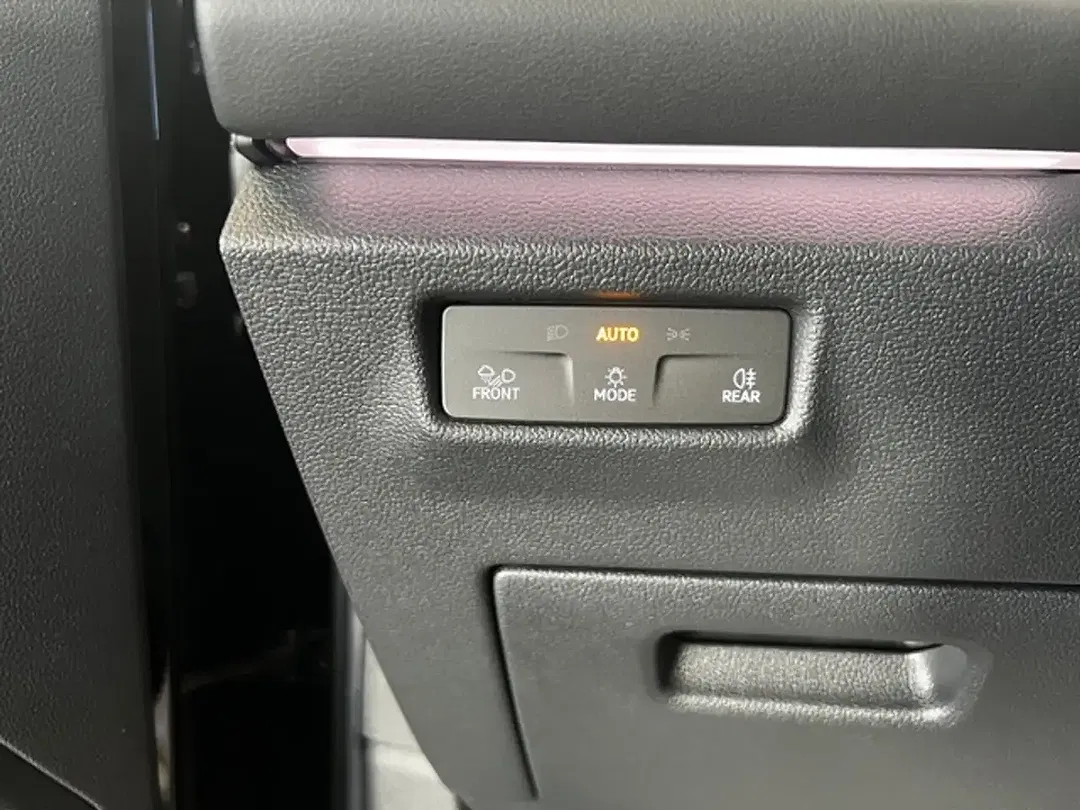 Volkswagen Tiguan - Thumbnail 13