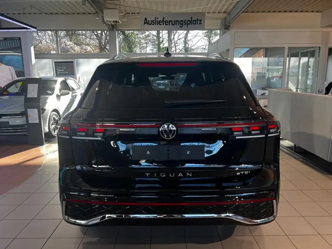 Volkswagen Tiguan - Thumbnail 7