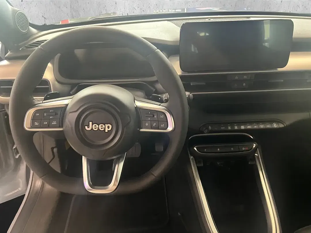 Jeep Avenger - Thumbnail 10