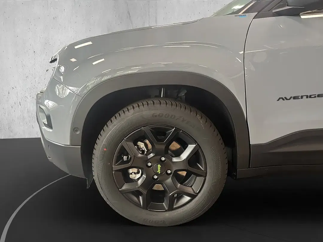 Jeep Avenger - Thumbnail 12