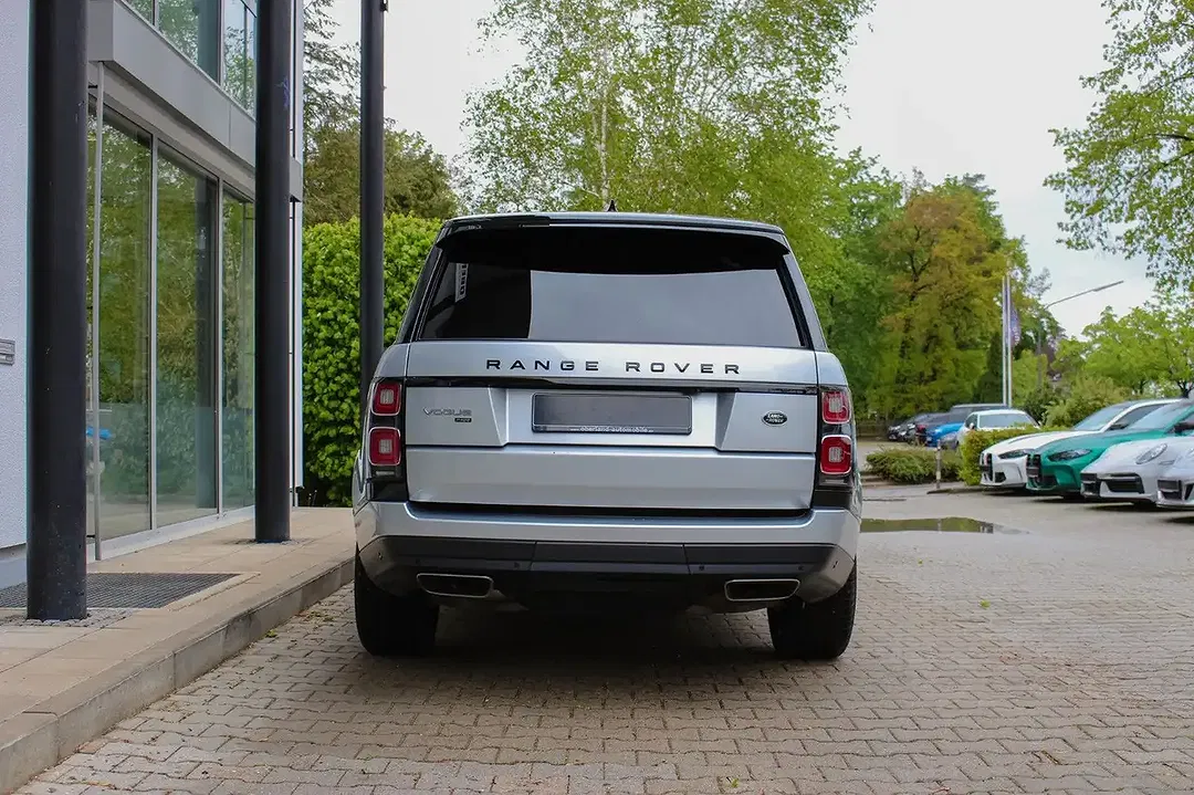 Land Rover Range Rover - Thumbnail 6
